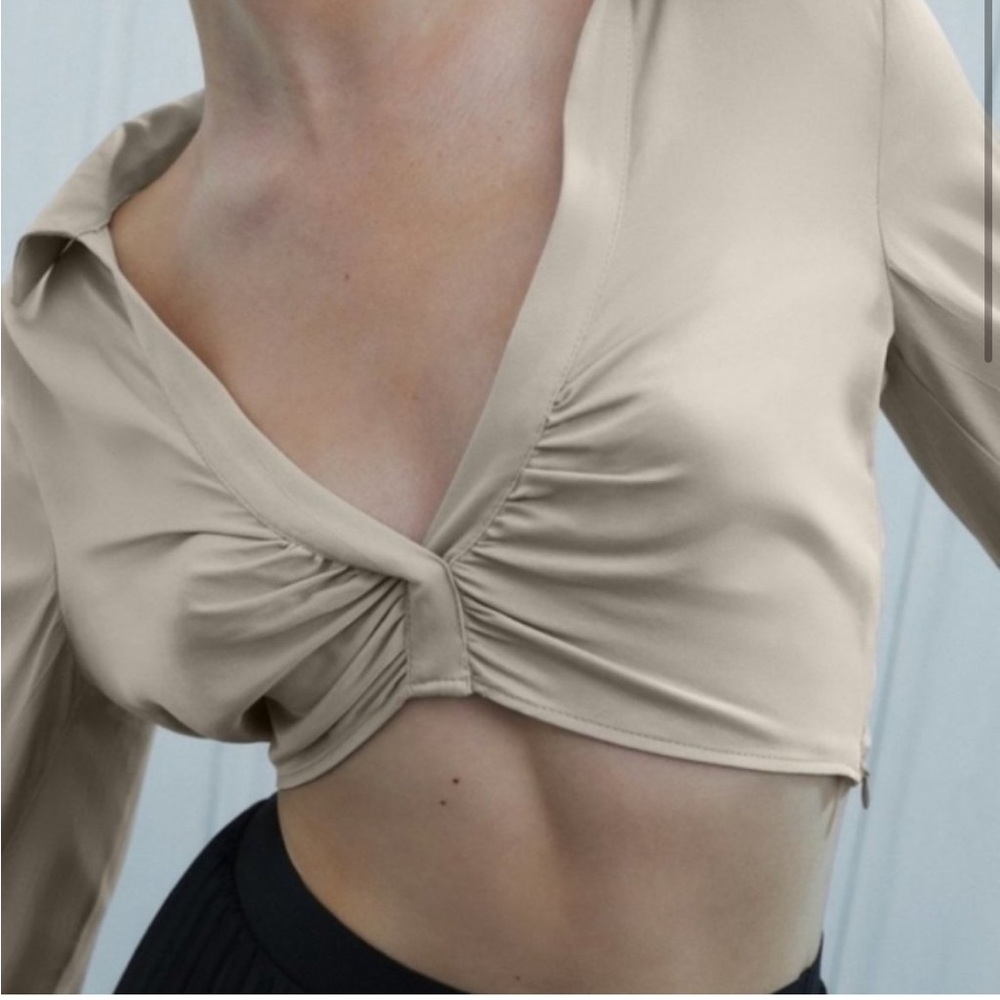 Cropped blouse